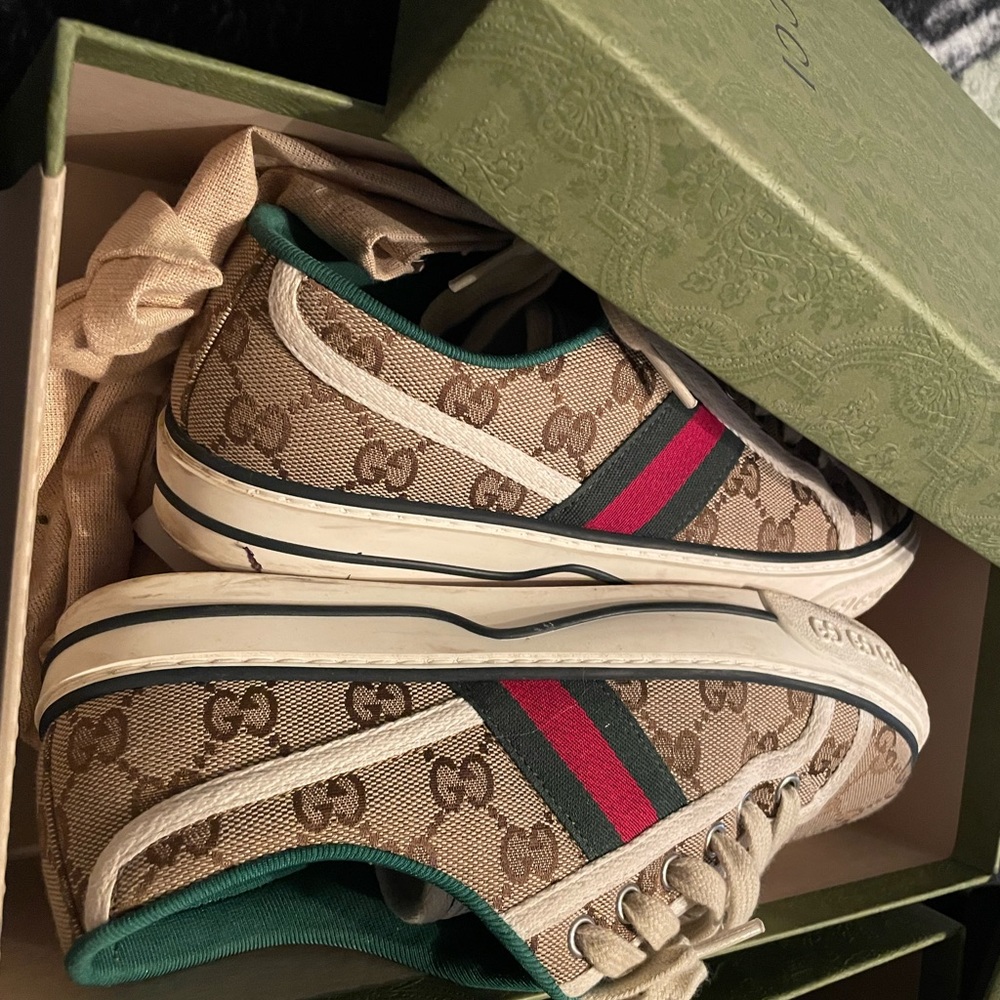 Gucci sneakers